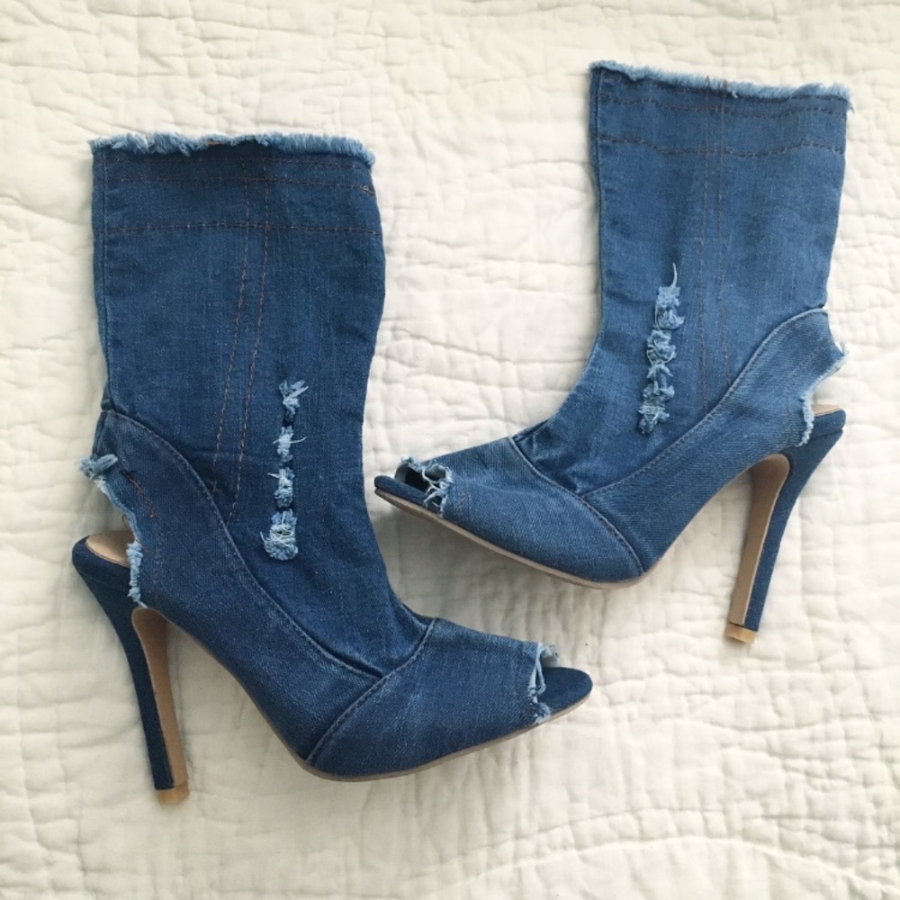 Frayed Denim Heels size 6.5 NWOT